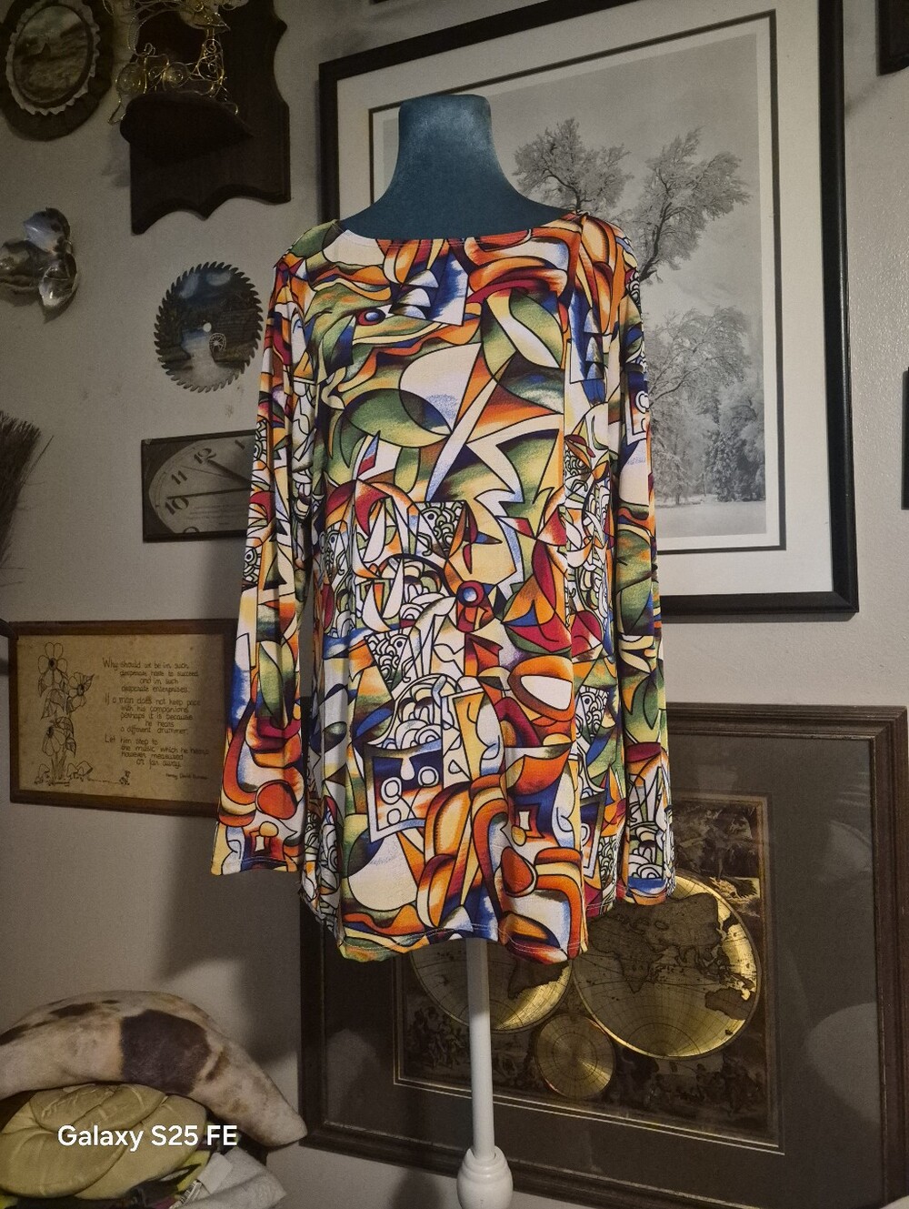 Jostar Made in USA Stained Glass Mosaic Long Sleeve Top Large